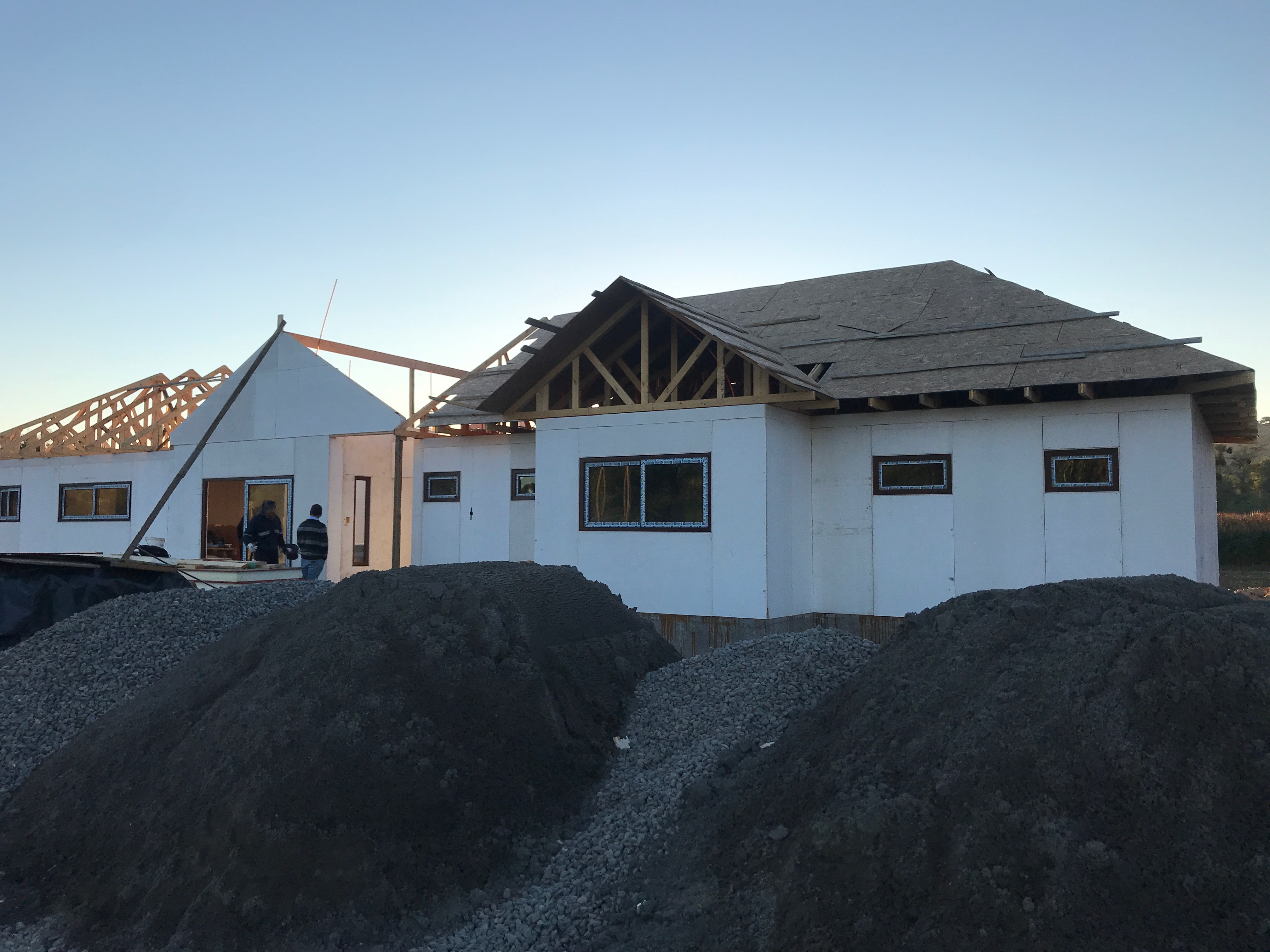 Obra gruesa y estructura de vivienda